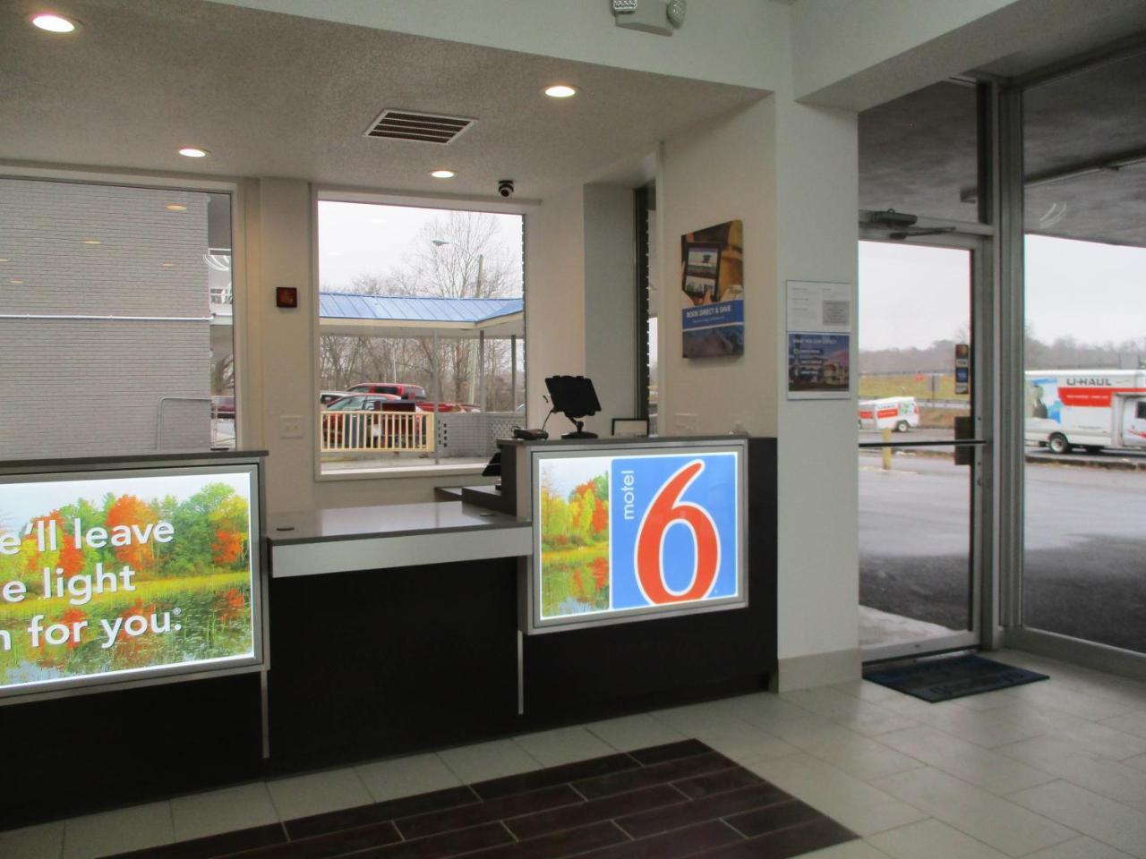 6-chilhowie, Va Hotel 2*